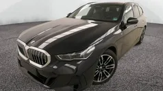 Black sapphire Gebraucht 2024 BMW 520 M Sport Kombi | 51.950 € (Fairer Preis)
