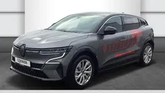 Dolomitgrau, black pearlschwarz metallic Gebraucht 2022 Renault Mégane Techno Limousine | 30.860 € (Fairer Preis)