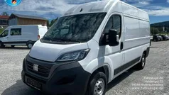 Weiß Gebraucht 2023 Fiat Ducato Van | 29.990 € (Guter Preis)