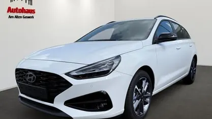 Weiss Neu 2025 Hyundai i30 Advantage Kombi | 29.385 € (Fairer Preis)