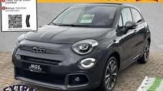 Grau Gebraucht 2024 Fiat 500X Dolcevita SUV | 20.670 € (Guter Preis)