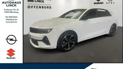 Arktis weiß Gebraucht 2024 Opel Astra GS Line Limousine | 24.488 € (Fairer Preis)