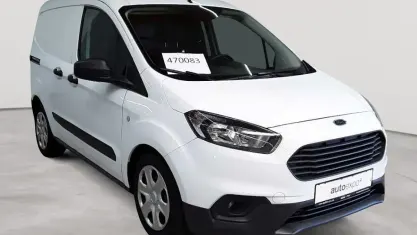Gebraucht Ford Transit Trend 100 PS (73 kW) 2022 Frostweiß Van
