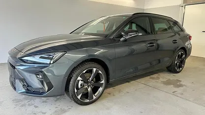 Gebraucht 2025 Cupra Leon Limousine | 34.190 € (Guter Preis)