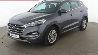 Gebraucht Hyundai Tucson Style 177 PS (130 kW) 2017 Grau SUV