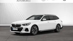 Gebraucht 2025 BMW 550e M Sport Kombi | 79.800 € (Guter Preis)