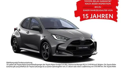 Grau Neu 2025 Toyota Yaris Hybrid Comfort Kleinwagen | 24.989 € (Guter Preis)