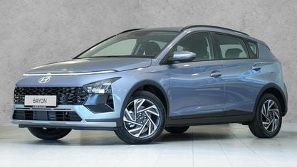 Neu Hyundai Bayon Trend 101 PS (74 kW) 2025 Meta blue / mic SUV