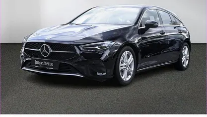 Gebraucht Mercedes CLA180 Shooting Brake 136 PS (100 kW) 2024 Unilack nachtschwarz Kombi