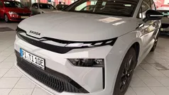 : steelgrau Gebraucht 2025 Skoda Enyaq iV SportLine SUV | 46.490 € (Superpreis)