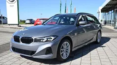 Grau Gebraucht 2023 BMW 320 Shadowline Kombi | 33.440 € (Guter Preis)