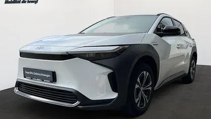 Gebraucht Toyota bZ4X Comfort 150 kW (204 PS) 2023 SUV