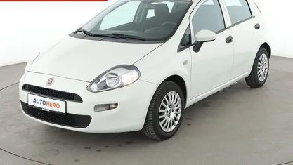 Gebraucht Fiat Punto Pop 69 PS (50 kW) 2015 Weiß Limousine