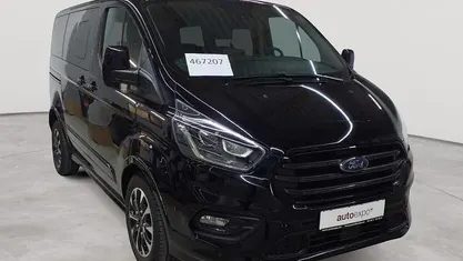 Gebraucht Ford Transit Custom Sport 185 PS (136 kW) 2022 Obsidianschwarz metallic Van / Kleinbus