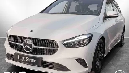 Gebraucht Mercedes B200 Progressive 163 PS (119 kW) 2025 Van / Kleinbus