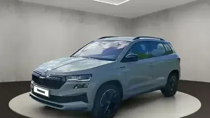 Gebraucht Skoda Karoq SportLine 150 PS (110 kW) 2025 Stahlgrau SUV