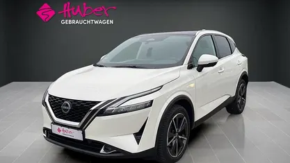 Gebraucht Nissan Qashqai Tekna 158 PS (116 kW) 2024 Brilliant white (m) (metallic) SUV
