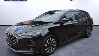 Schwarz Gebraucht 2024 Ford Focus Titanium Kombi | 22.490 € (Guter Preis)