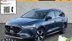 Chrome blue metallic Neu 2025 Ford Focus Active Limousine | 26.790 € (Guter Preis)