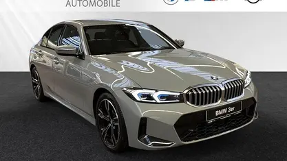 Black sapphire metallic Neu 2026 BMW 320 M Sport Limousine | 51.790 € (Guter Preis)
