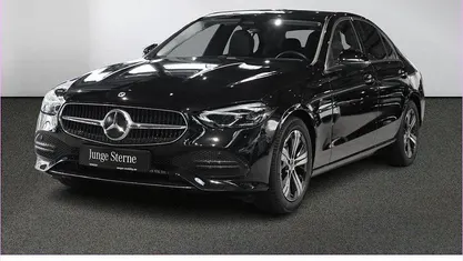 Lack obsidianschwarz Gebraucht 2025 Mercedes C180 Avantgarde Limousine | 34.990 € (Guter Preis)