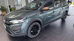 Gebraucht 2025 Dacia Jogger Extreme Van / Kleinbus | 22.750 € (Fairer Preis)