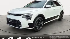 (ud) schneeweiss Gebraucht 2023 Kia e-Niro Inspiration SUV | 27.490 € (Fairer Preis)