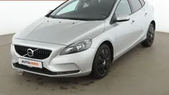 Silber Gebraucht 2017 Volvo V40 Kinetic Kombi | 12.610 € (Guter Preis)