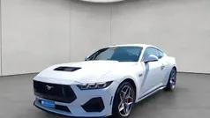 Oxford white Neu 2025 Ford Mustang GT Fastback Coupé | 59.540 € (Fairer Preis)
