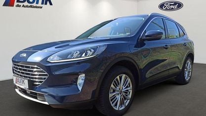 Używany Ford Kuga Titanium 132 KM (97 kW) 2022 Niebieski SUV