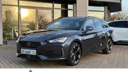 Grau Gebraucht 2024 Cupra Leon Limousine | 31.900 € (Fairer Preis)