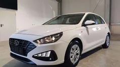 Atlasweiß Neu 2024 Hyundai i30 Edition Limousine | 19.900 € (Guter Preis)