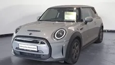 Grau Gebraucht 2022 Mini Cooper SE Essential Kleinwagen | 17.460 € (Fairer Preis)