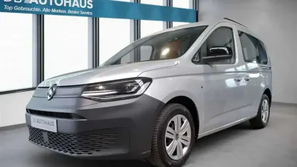 Gebraucht VW Caddy 122 PS (89 kW) 2023 Silber Van / Kleinbus