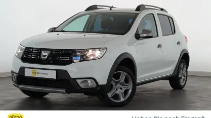 Gebraucht Dacia Sandero Stepway 73 PS (53 kW) 2019 Weiß Kleinwagen