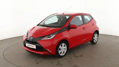 Gebraucht 2015 Toyota Aygo X-play Kleinwagen | 7.410 € (Fairer Preis)