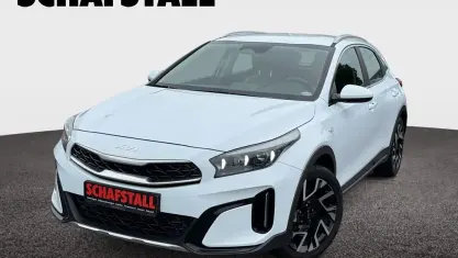 Gebraucht Kia XCeed Comfort 101 PS (74 kW) 2024 Weiss ((wd) cararraweiss) SUV