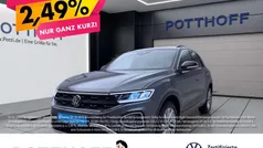 Grau Gebraucht 2024 VW T-Roc Goal SUV | 30.221 € (Superpreis)