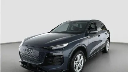 Gebraucht Audi Q6 e-tron Ambiente 185 kW (252 PS) 2025 Plasmablau metallic SUV