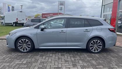 Occasion Toyota Corolla Club 179 ch (131 kW) 2019 Gris Break
