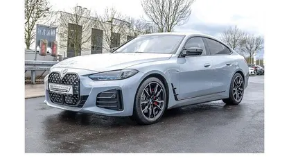 Grau Gebraucht 2023 BMW M440 M Sport Limousine | 53.995 € (Fairer Preis)