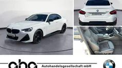 Weiß Gebraucht 2024 BMW 220 Sport Line Coupé | 38.750 € (Fairer Preis)