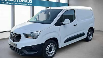 Usata Opel Combo Edition 110 CV (80 kW) 2021 Bianco Monovolume