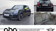 Schwarz Gebraucht 2023 Mini Cooper SE Premium Kleinwagen | 22.430 € (Fairer Preis)