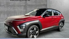 Ultimate red / abyss black Gebraucht 2024 Hyundai Kona Prime SUV | 27.990 € (Superpreis)