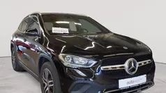 Kosmosschwarz metallic Gebraucht 2023 Mercedes GLA200 Progressive SUV | 26.490 € (Superpreis)