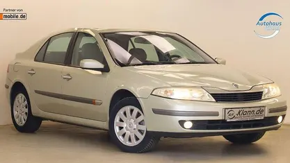 Grau Gebraucht 2003 Renault Laguna II Limousine | 1.899 € (Fairer Preis)