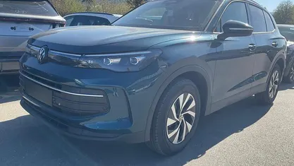 Ny VW Tiguan Life 150 HK (110 kW) 2026 Blå SUV