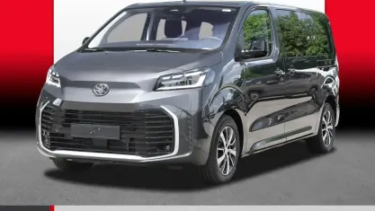 Gebraucht Toyota Proace Verso 179 PS (131 kW) 2026 Titanium grey Kombi