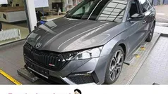 Grau Gebraucht 2022 Skoda Octavia RS Kombi | 29.922 € (Fairer Preis)